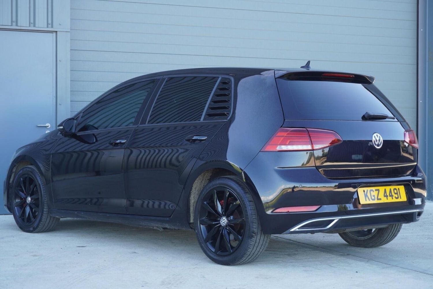 Used Volkswagen Golf 2018 for sale - 76319454: Photo 3