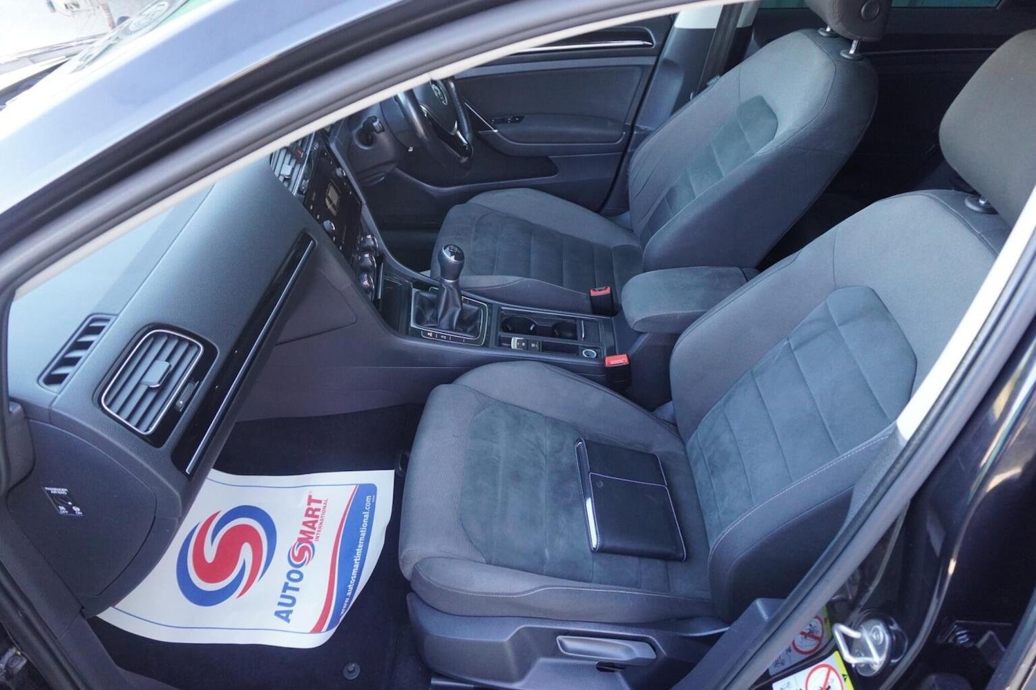 Used Volkswagen Golf 2018 for sale - 76319454: Photo 37