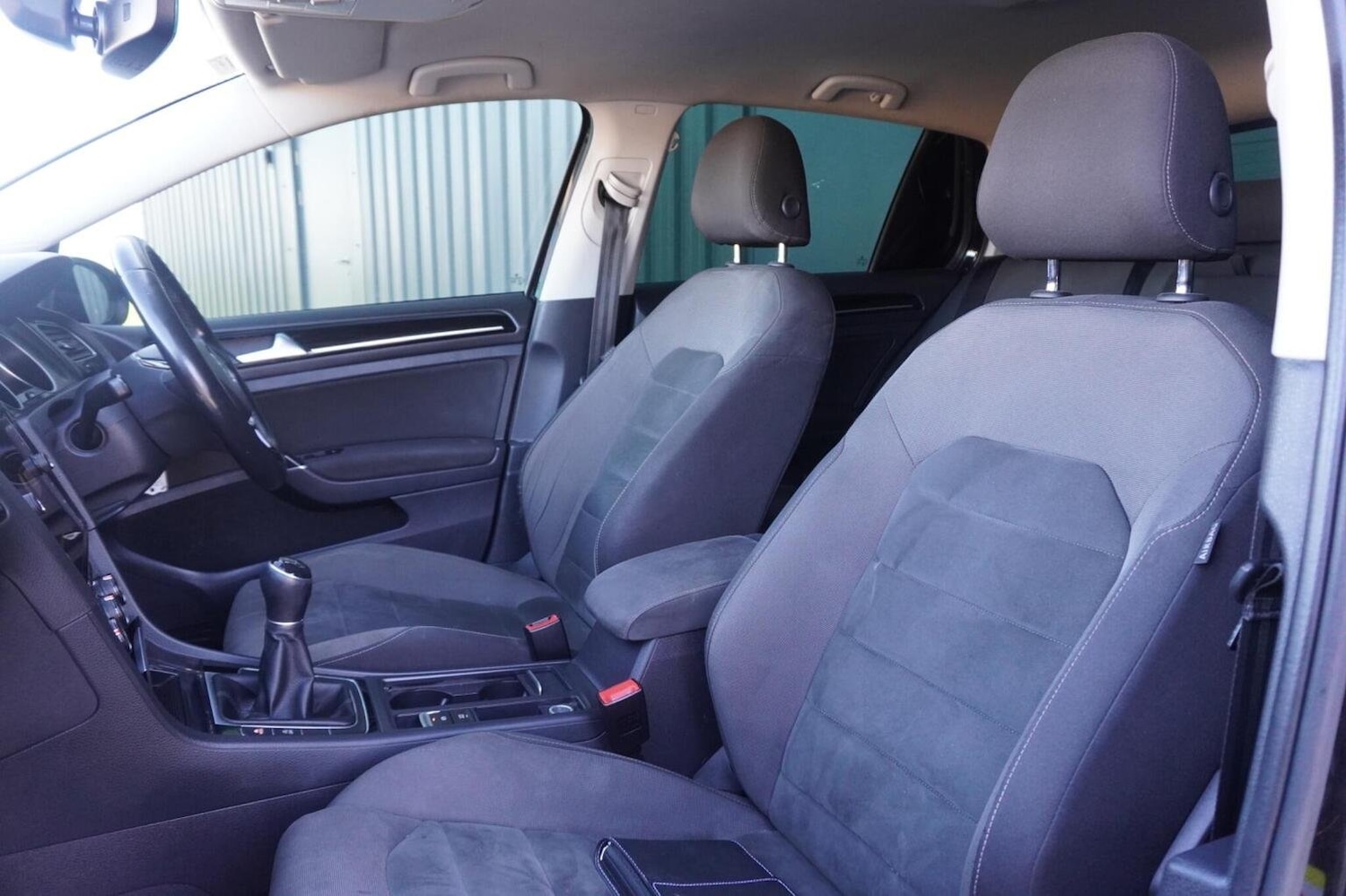 Used Volkswagen Golf 2018 for sale - 76319454: Photo 38