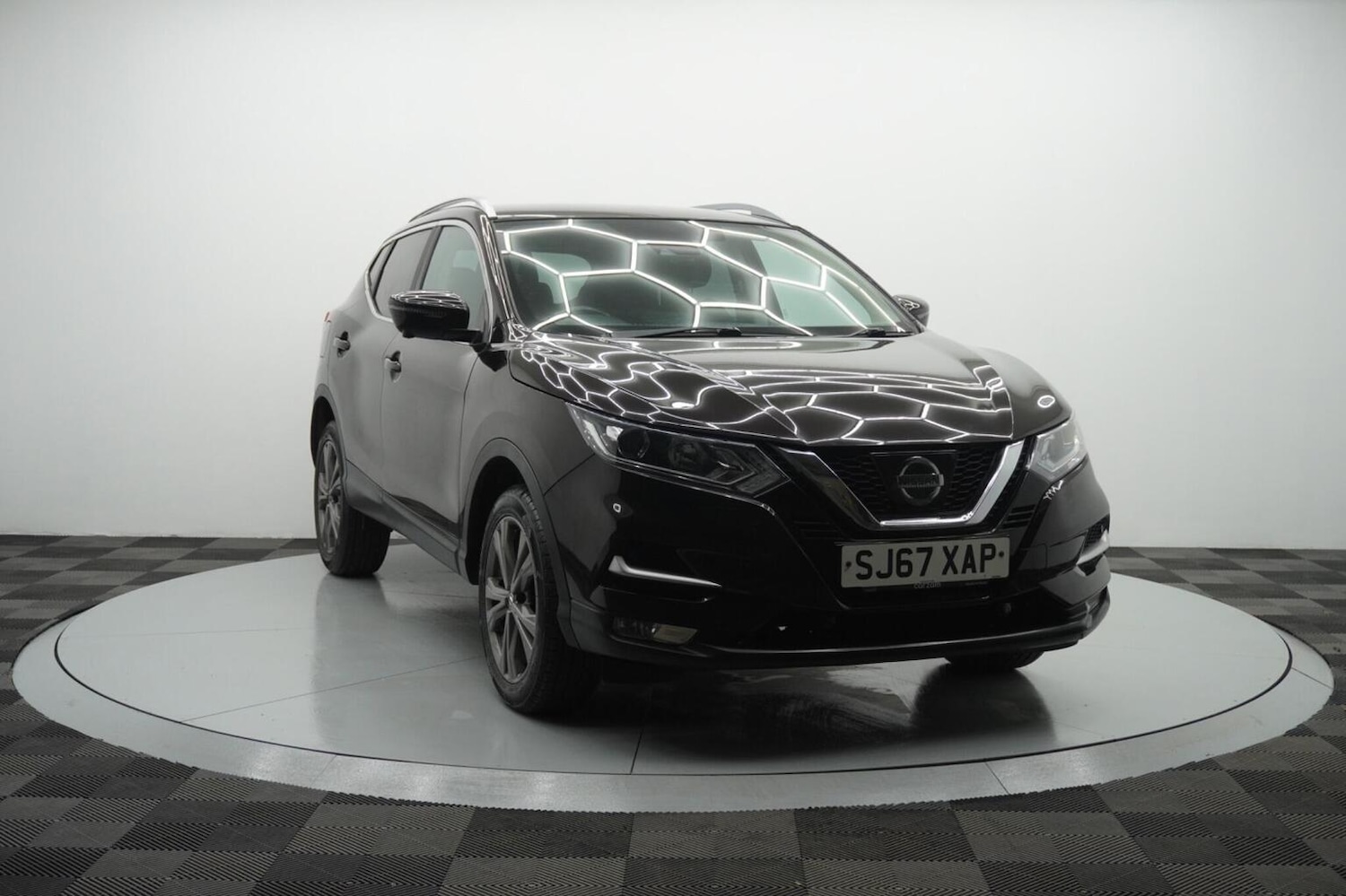 Used Nissan Qashqai 2017 for sale - 76347140: Photo 15