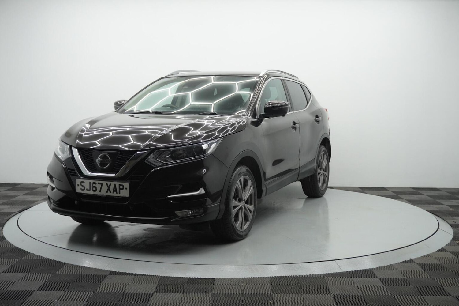 Used Nissan Qashqai 2017 for sale - 76347140: Photo 25