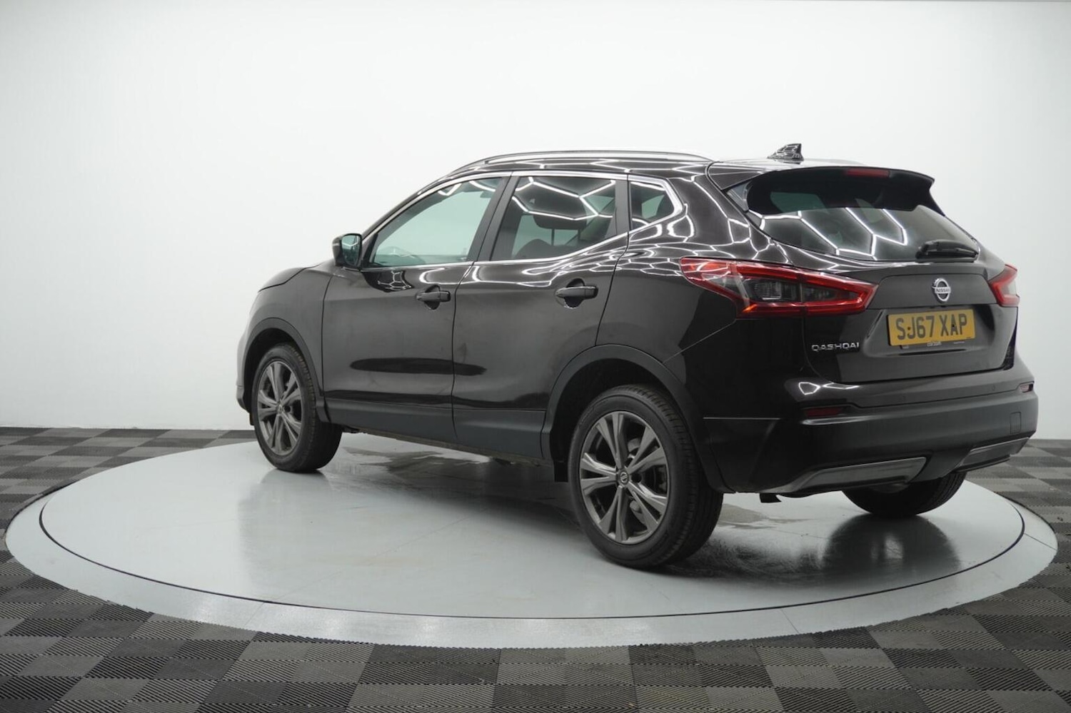 Used Nissan Qashqai 2017 for sale - 76347140: Photo 30