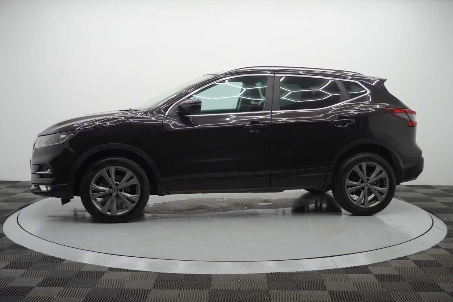 Used Nissan Qashqai 2017 for sale - 76347140: Photo 32