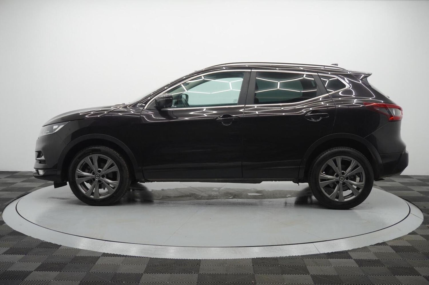 Used Nissan Qashqai 2017 for sale - 76347140: Photo 35