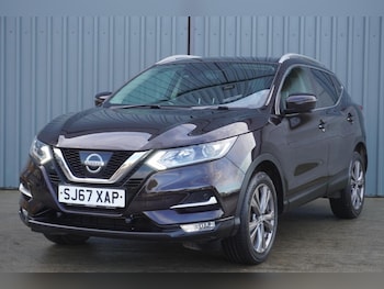 Used Nissan Qashqai 2017 for sale - 76347140: Photo