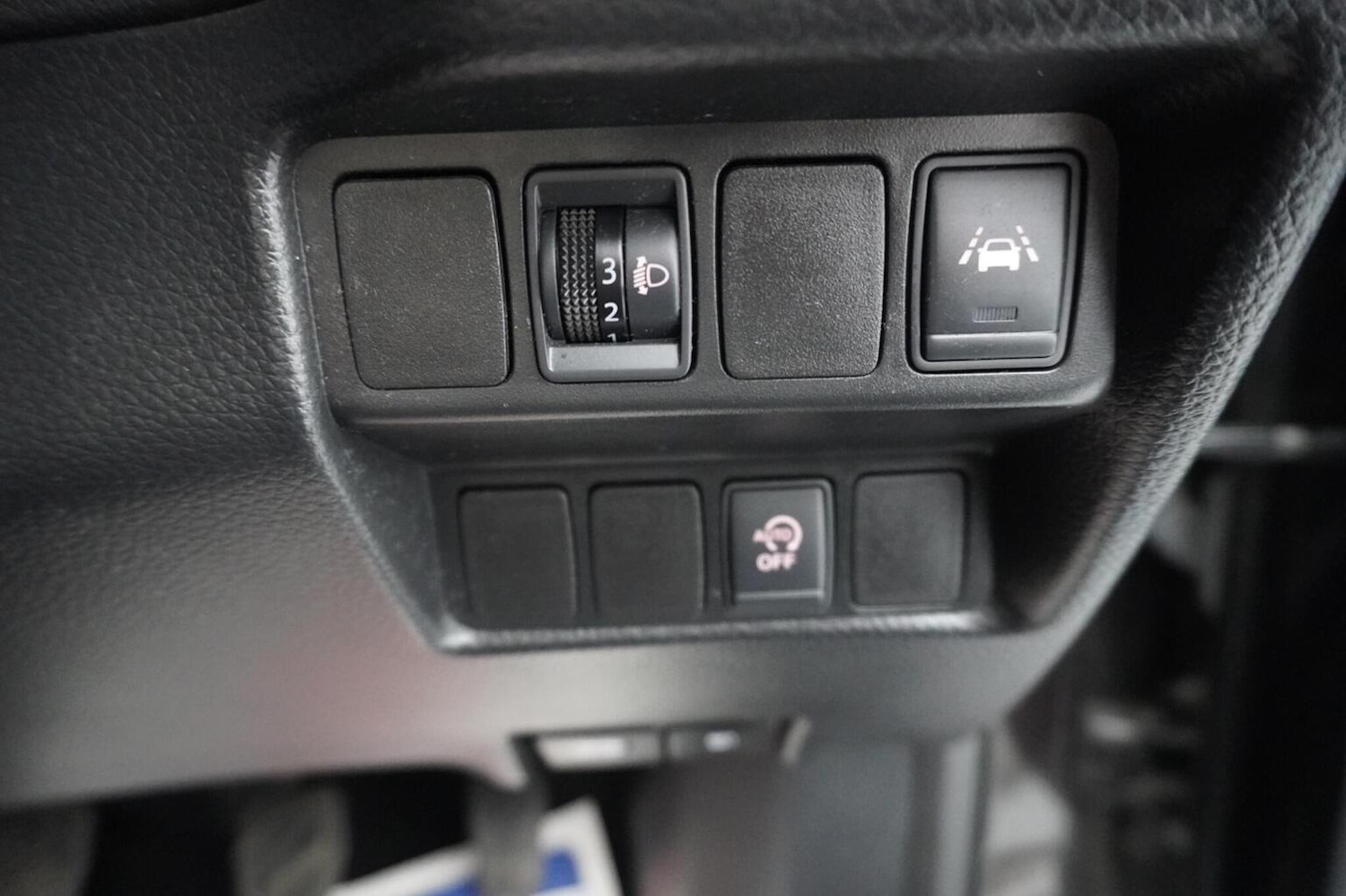 Used Nissan Qashqai 2017 for sale - 76347140: Photo 64