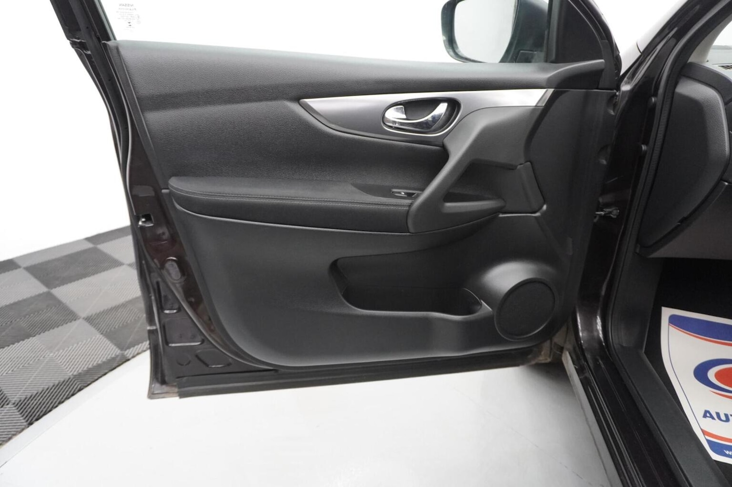 Used Nissan Qashqai 2017 for sale - 76347140: Photo 65