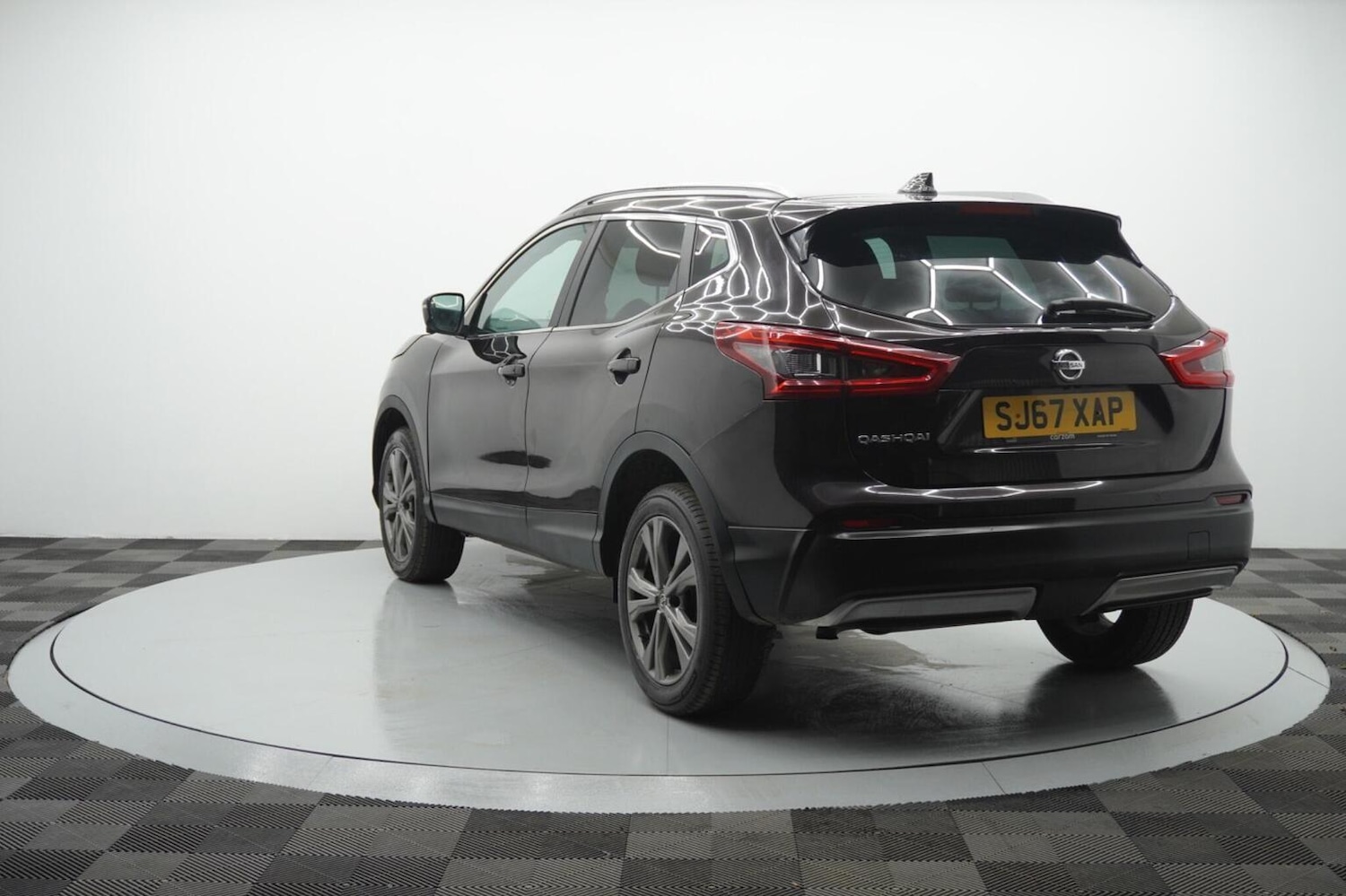 Used Nissan Qashqai 2017 for sale - 76347140: Photo 7