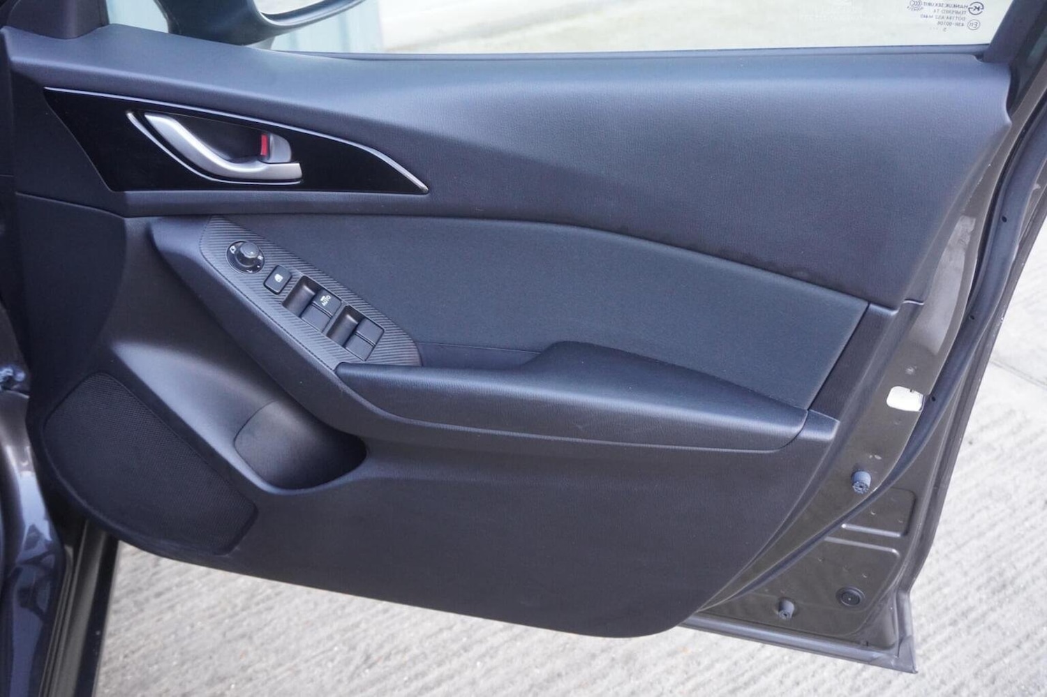 Used Mazda Mazda3 2016 for sale - 76312405: Photo 24