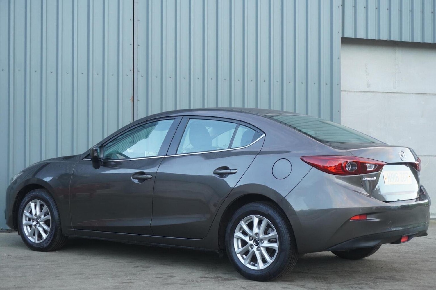 Used Mazda Mazda3 2016 for sale - 76312405: Photo 3