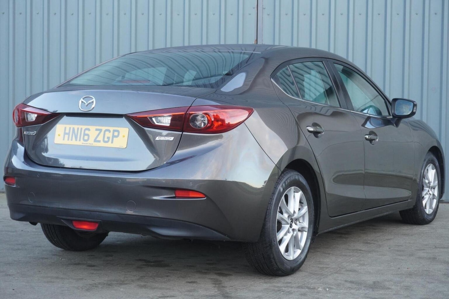 Used Mazda Mazda3 2016 for sale - 76312405: Photo 8