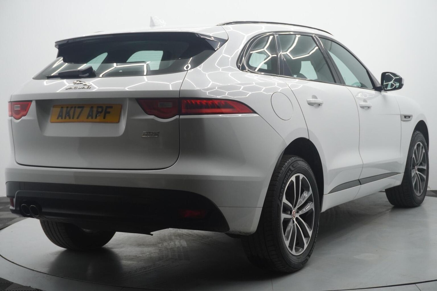 Used Jaguar F-Pace 2017 for sale - 77656314: Photo 18