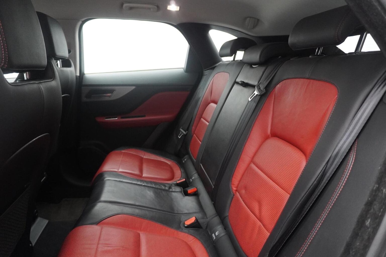 Used Jaguar F-Pace 2017 for sale - 77656314: Photo 23