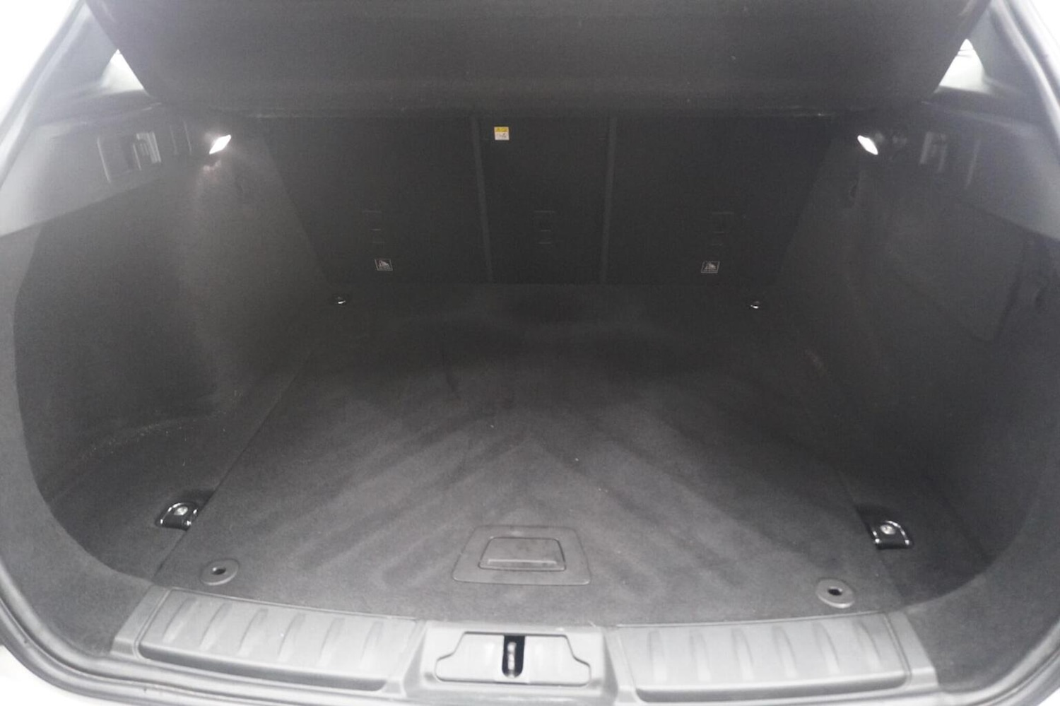 Used Jaguar F-Pace 2017 for sale - 77656314: Photo 42