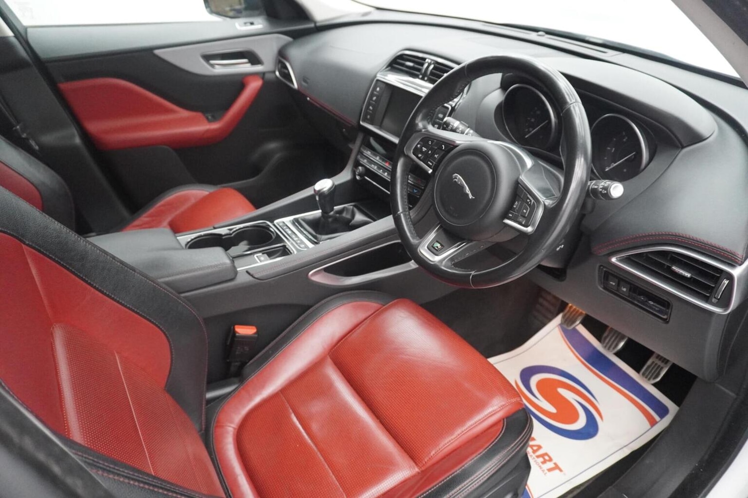 Used Jaguar F-Pace 2017 for sale - 77656314: Photo 50