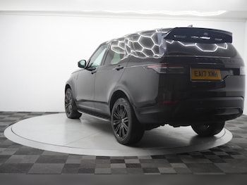 Used Land Rover Discovery 2017 for sale - 77270972: Photo