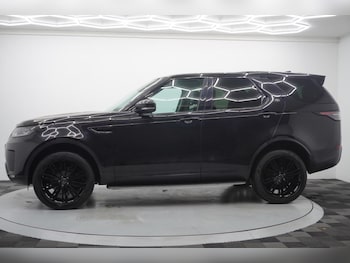 Used Land Rover Discovery 2017 for sale - 77270972: Photo