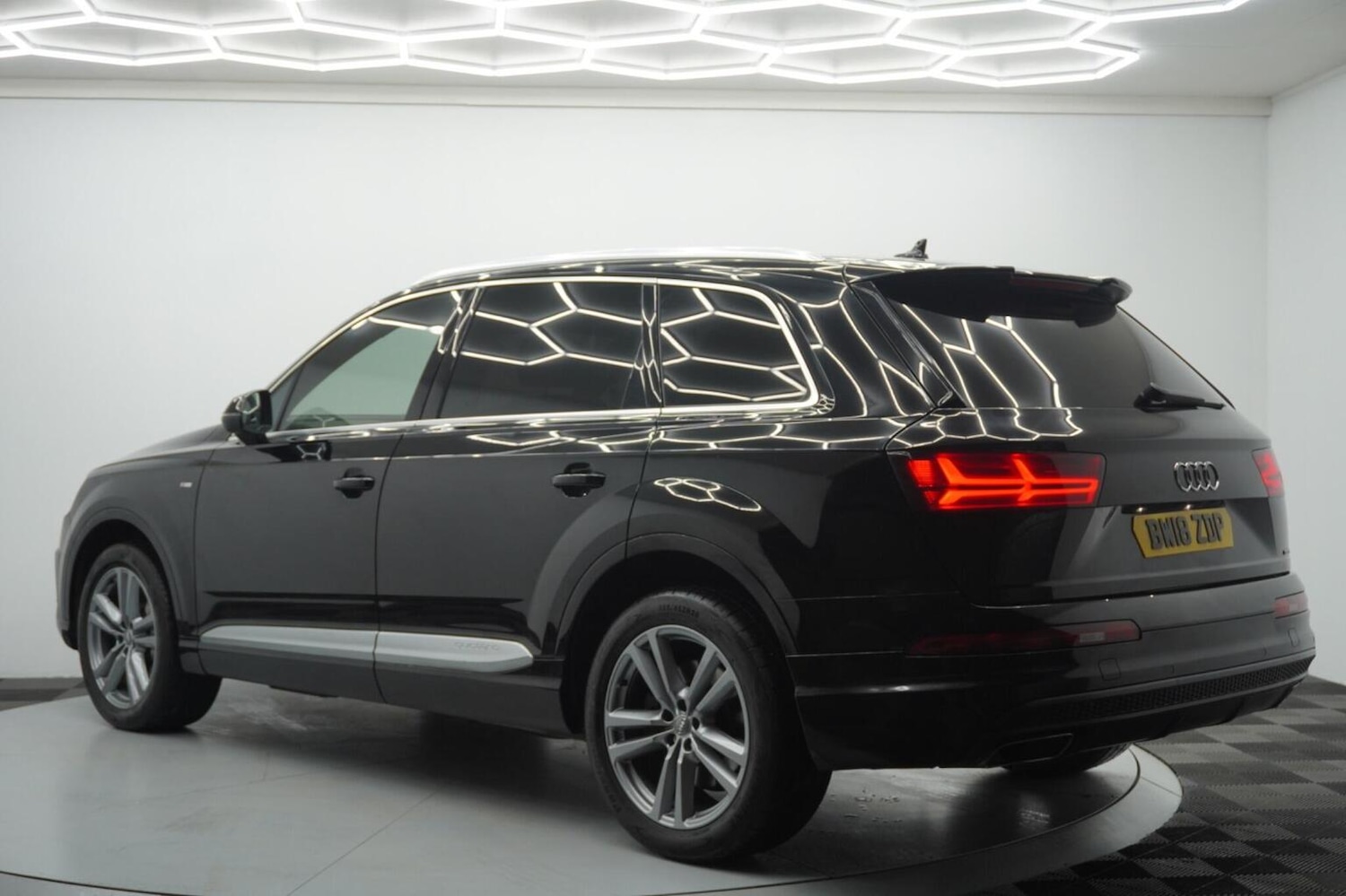 Used Audi Q7 2018 for sale - 77270999: Photo 5