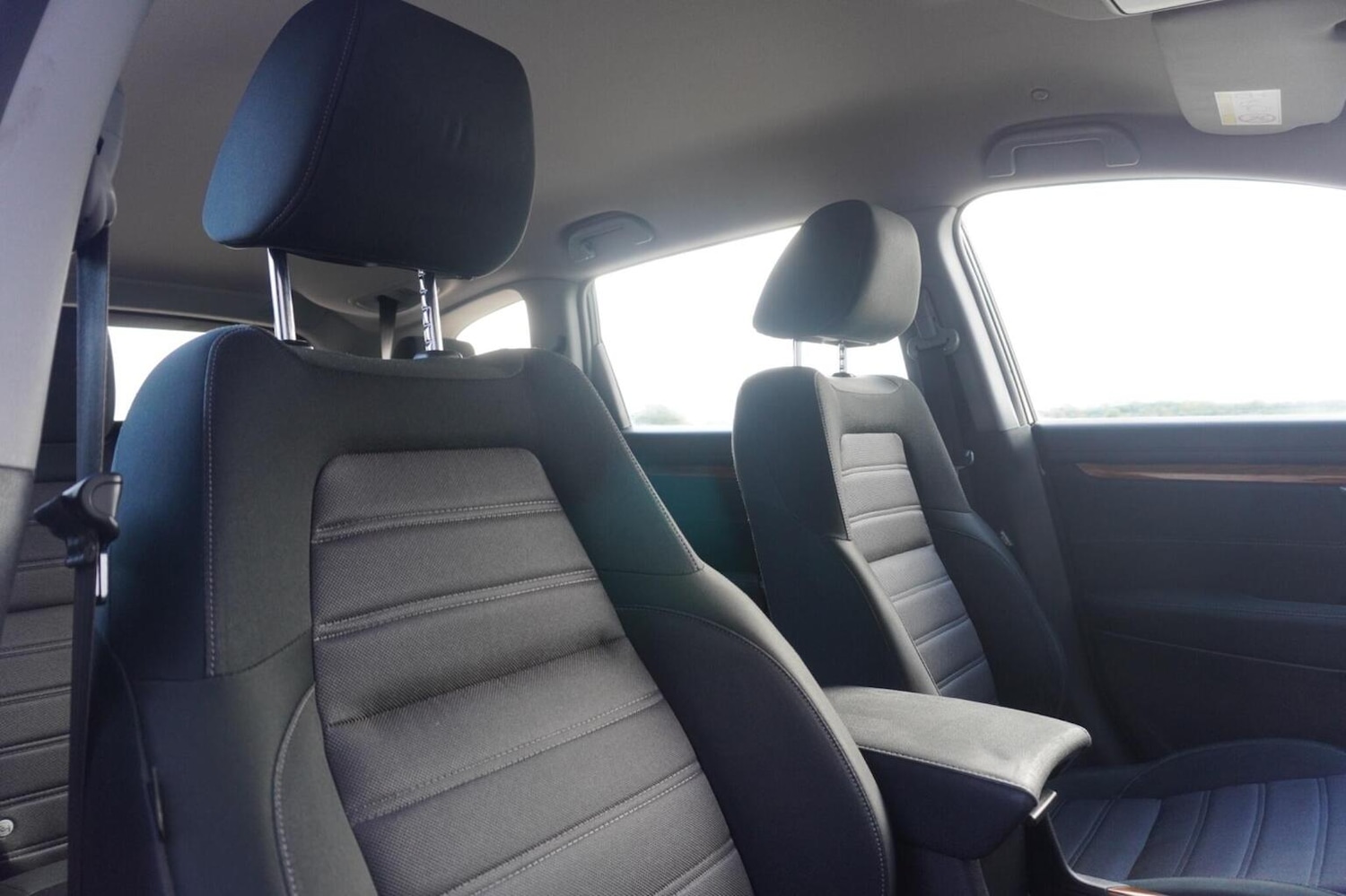 Used Honda CR-V 2018 for sale - 76347158: Photo 19