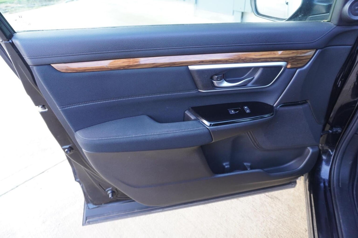 Used Honda CR-V 2018 for sale - 76347158: Photo 27