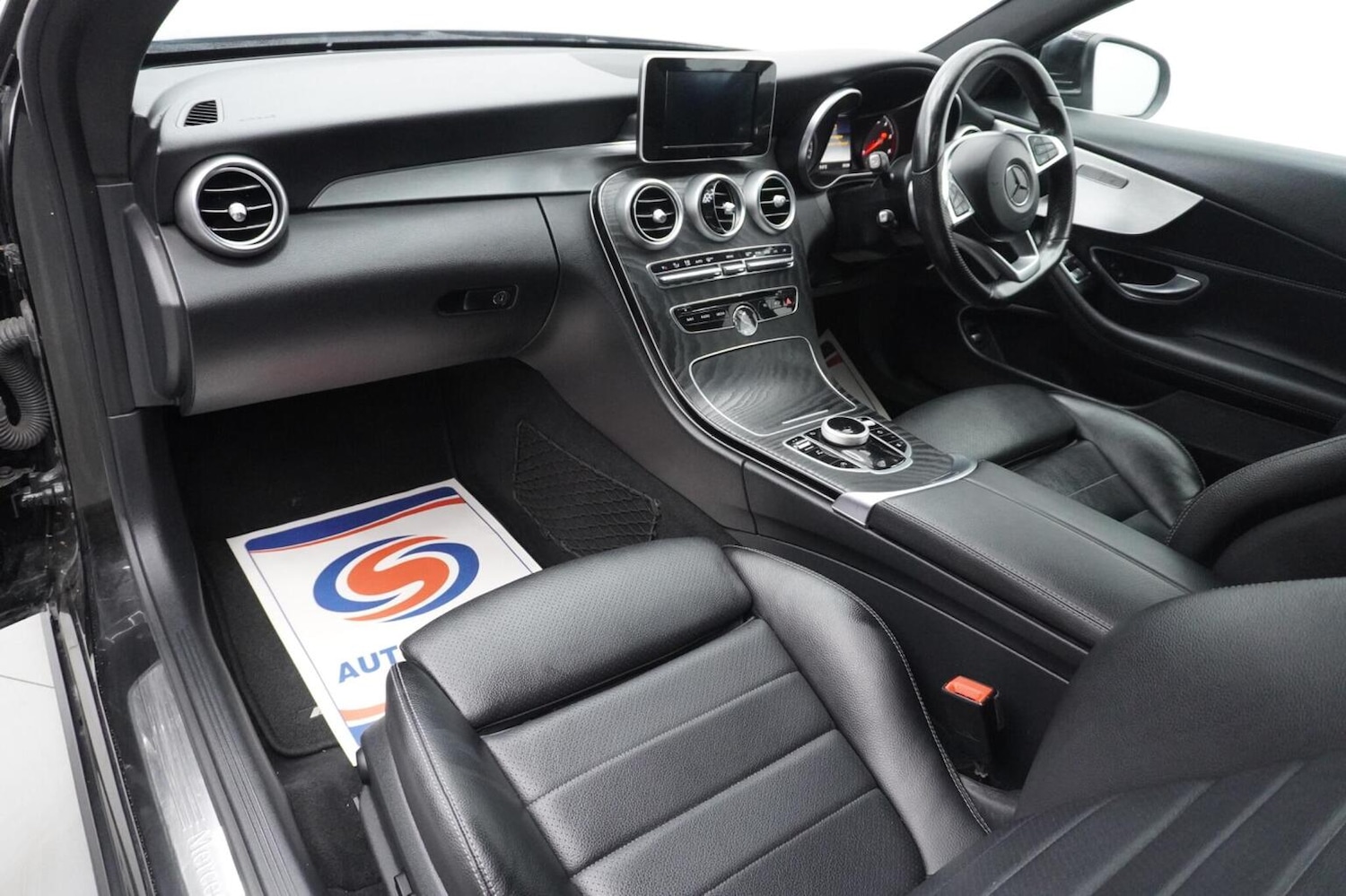 Used Mercedes-Benz C Class 2017 for sale - 76482904: Photo 27