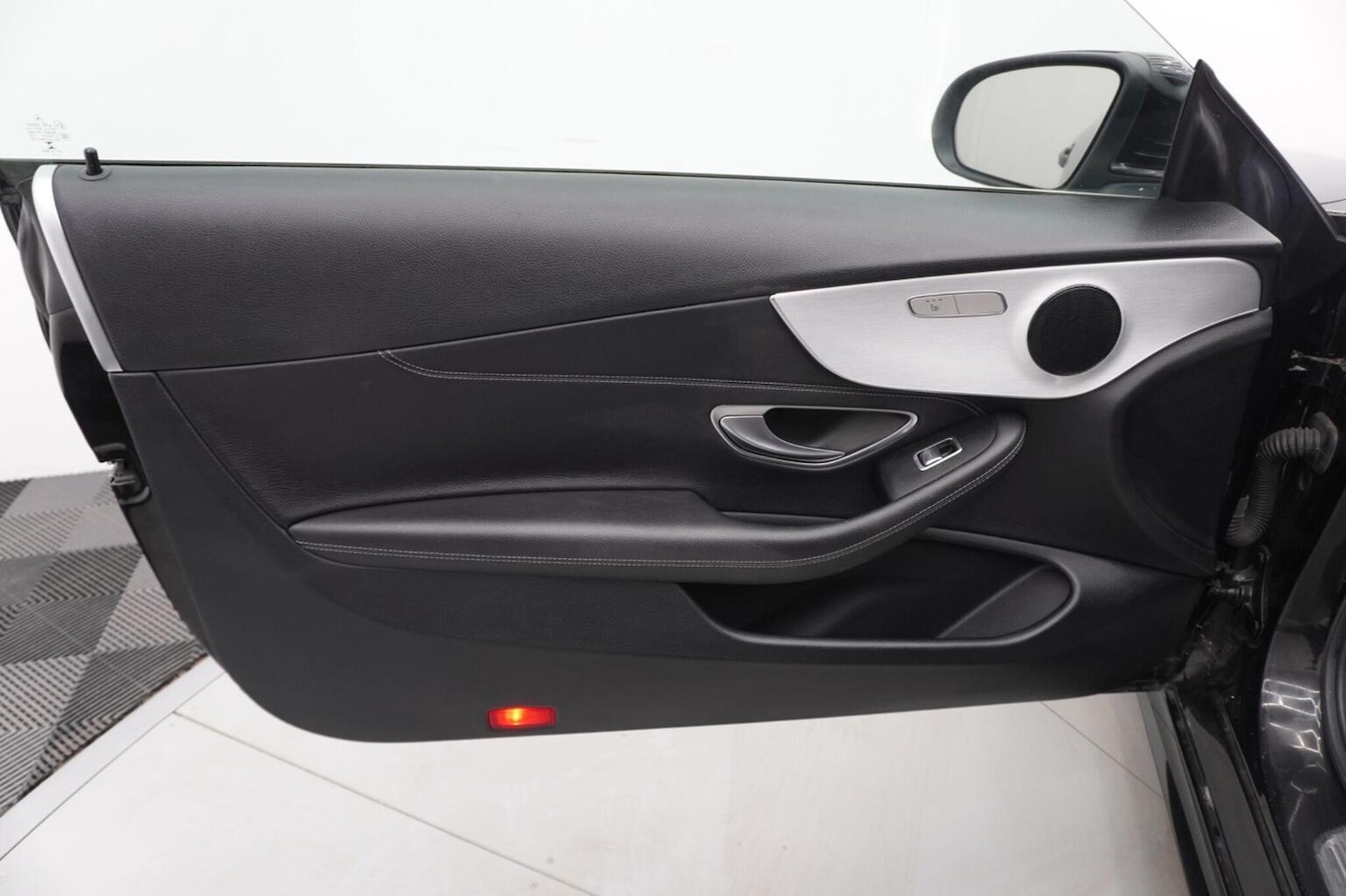 Used Mercedes-Benz C Class 2017 for sale - 76482904: Photo 36