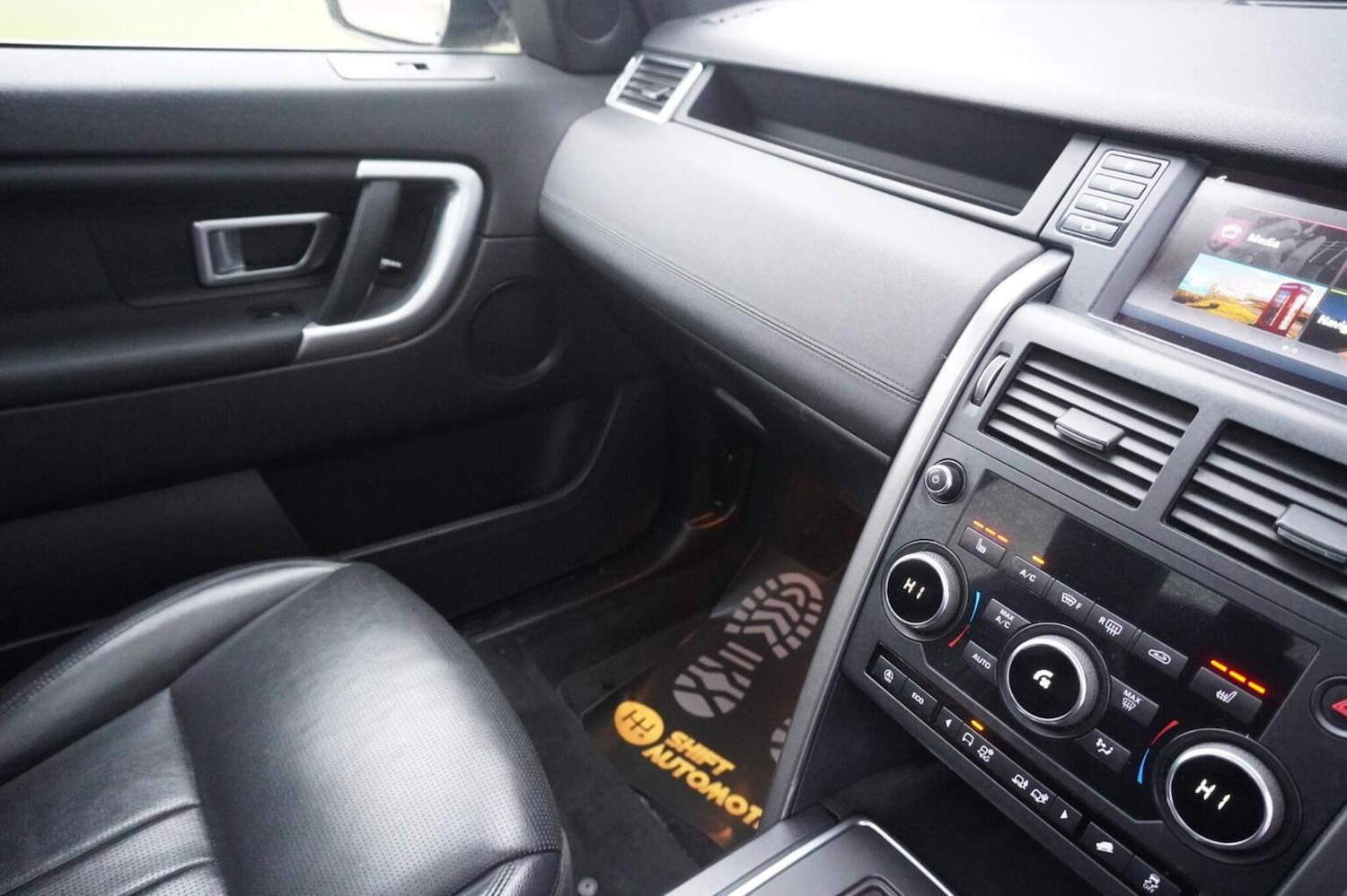 Used Land Rover Discovery Sport 2018 for sale - 76347261: Photo 14