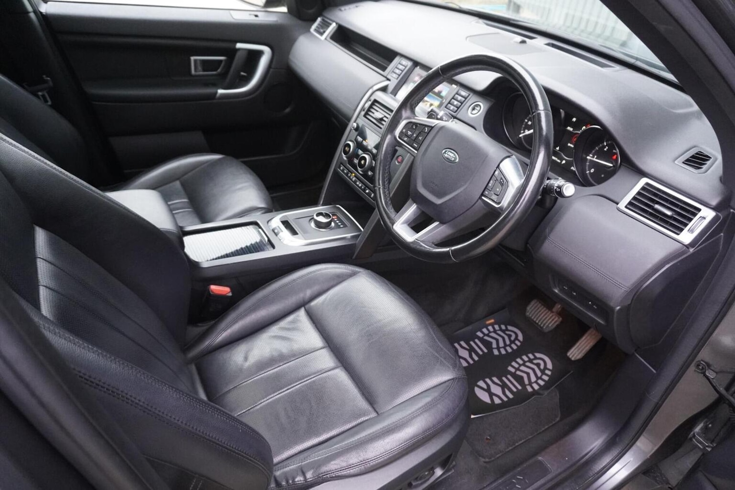 Used Land Rover Discovery Sport 2018 for sale - 76347261: Photo 19