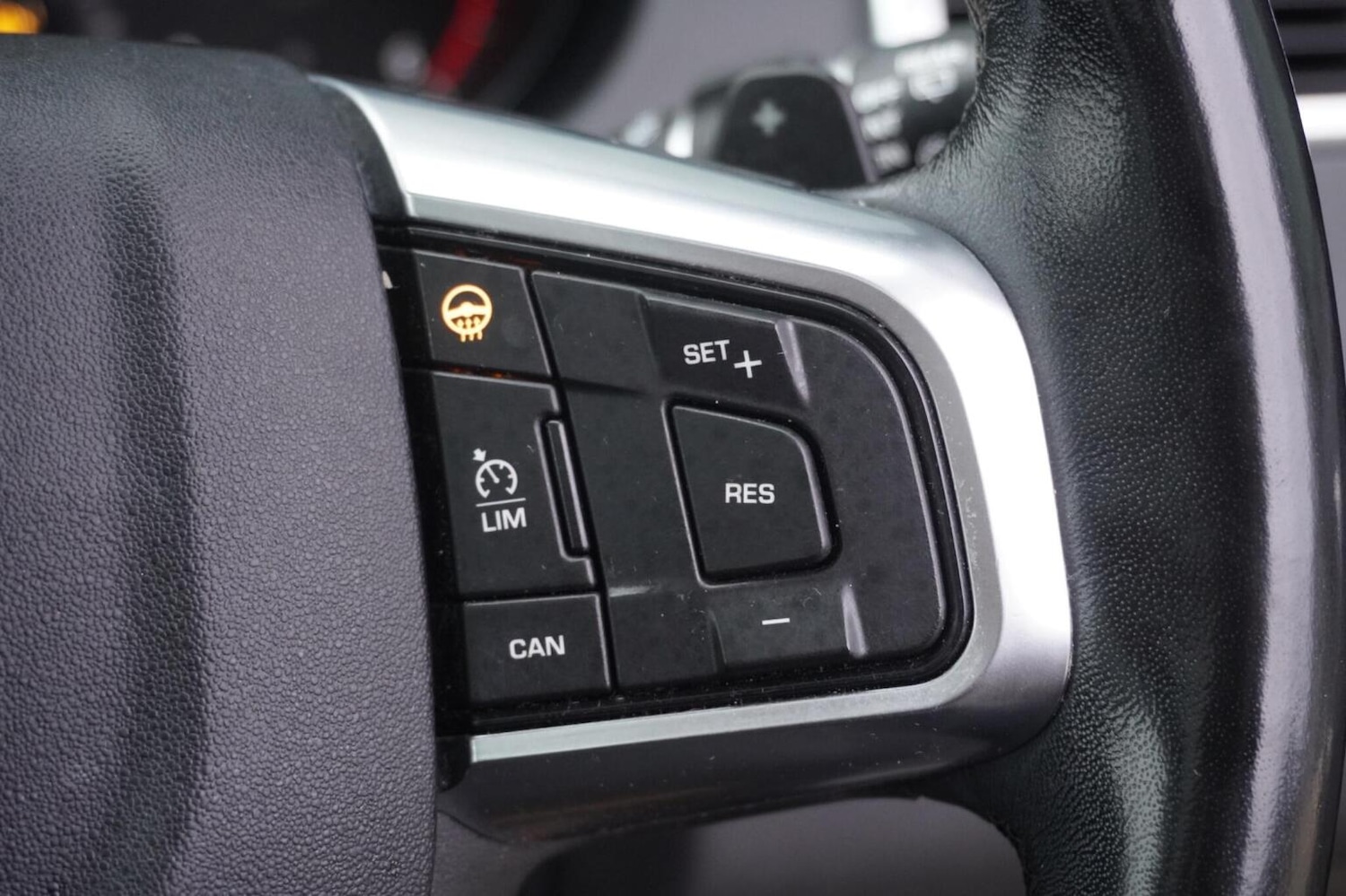 Used Land Rover Discovery Sport 2018 for sale - 76347261: Photo 25
