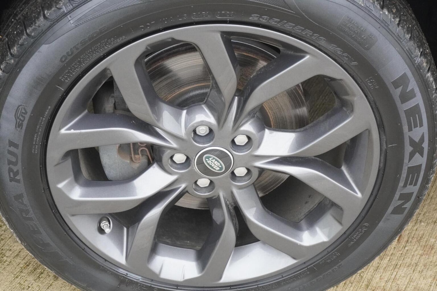 Used Land Rover Discovery Sport 2018 for sale - 76347261: Photo 31