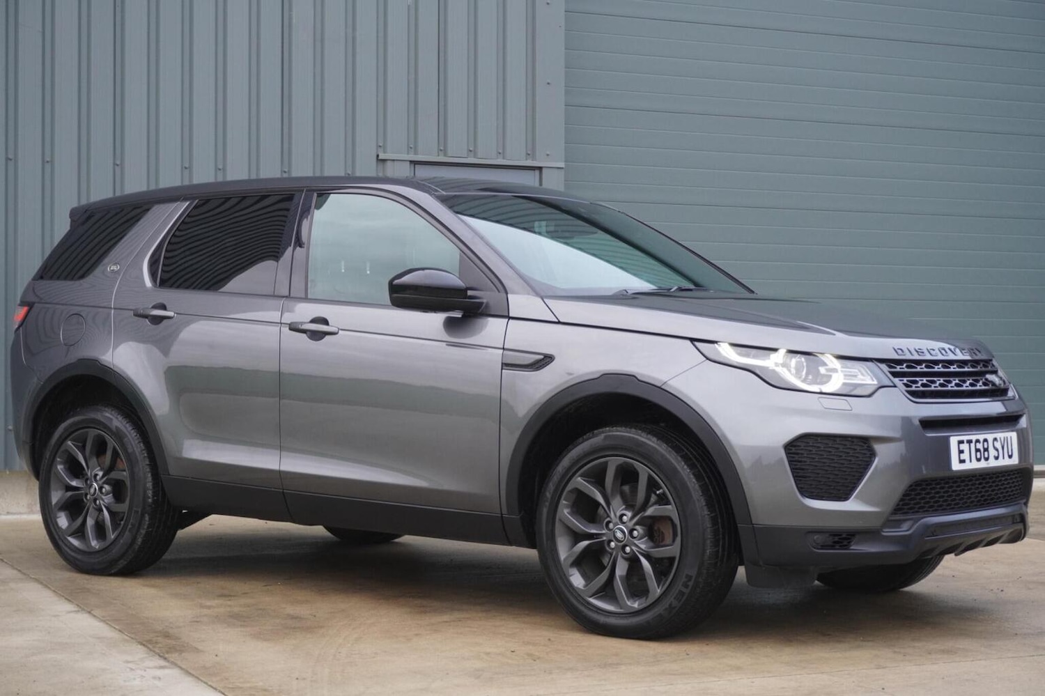 Used Land Rover Discovery Sport 2018 for sale - 76347261: Photo 5