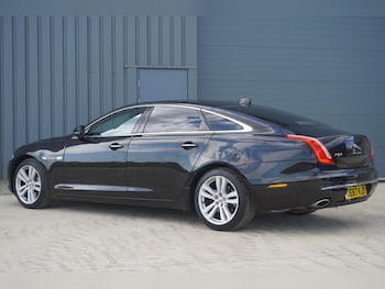 Used Jaguar XJ 2017 for sale - 76058199: Photo 2