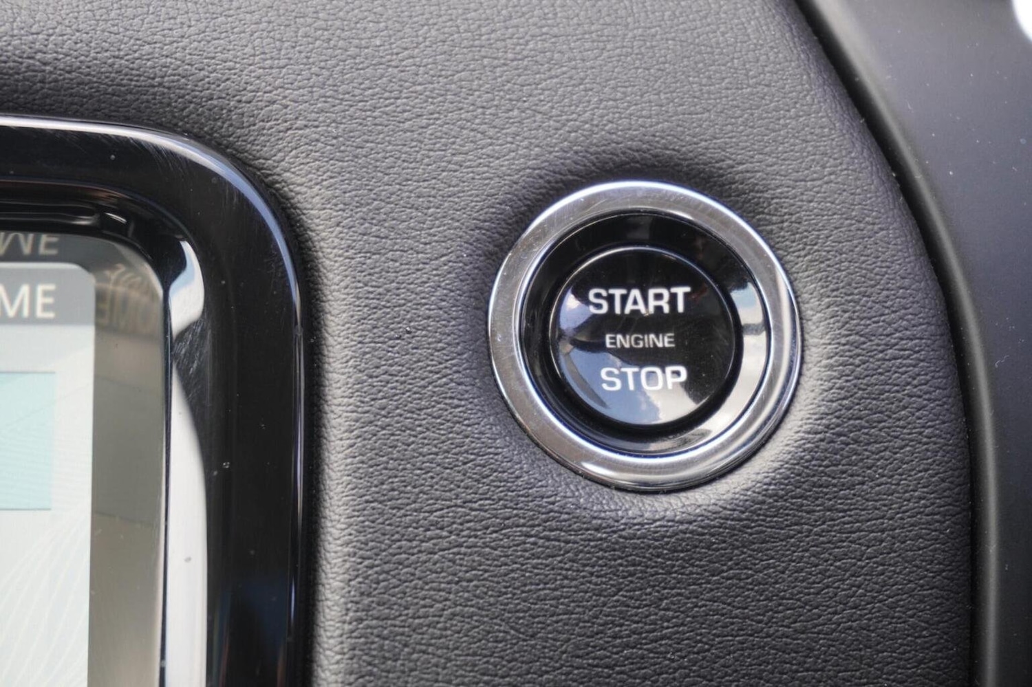 Used Jaguar XJ 2017 for sale - 76058199: Photo 34