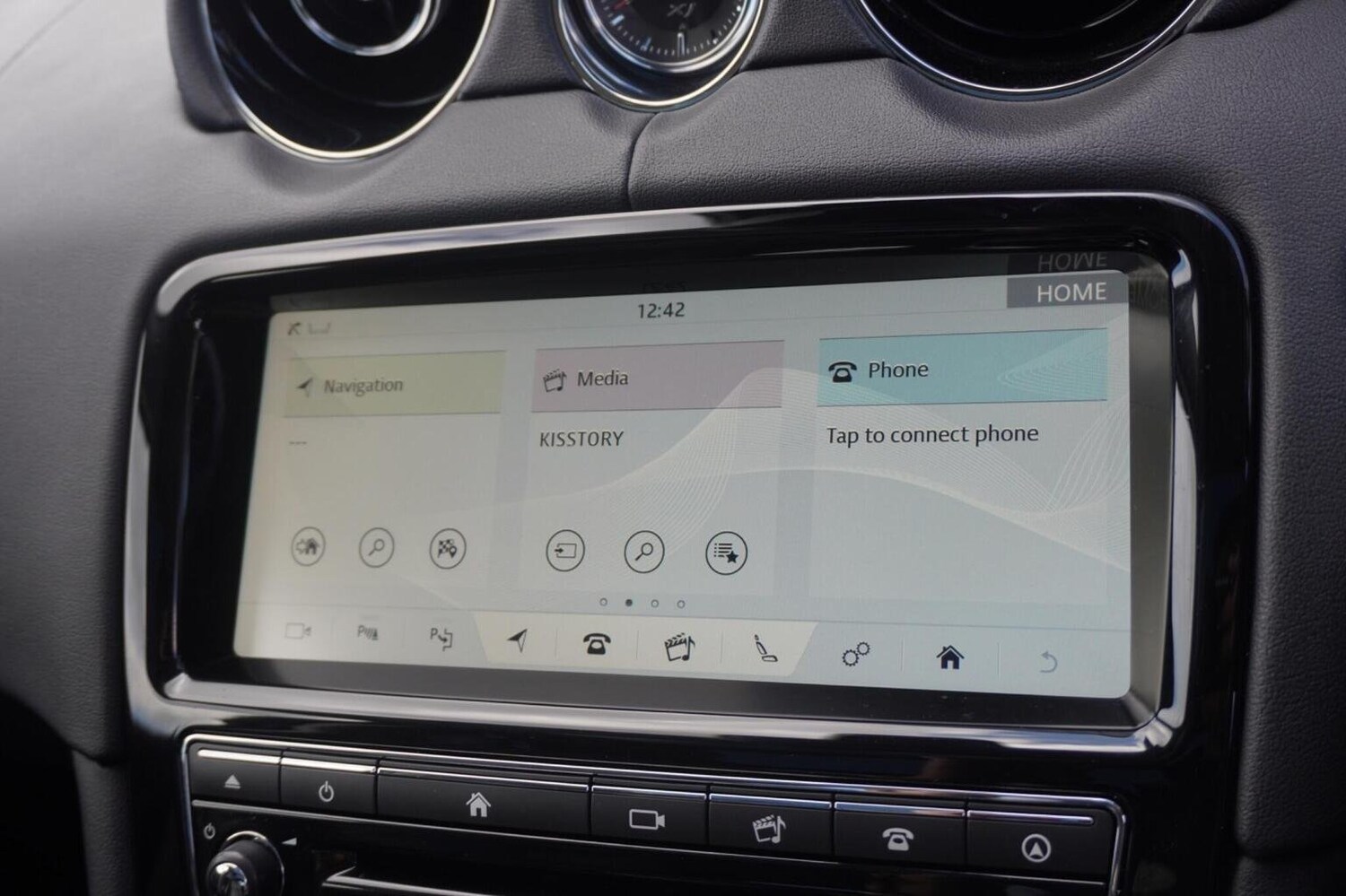 Used Jaguar XJ 2017 for sale - 76058199: Photo 40