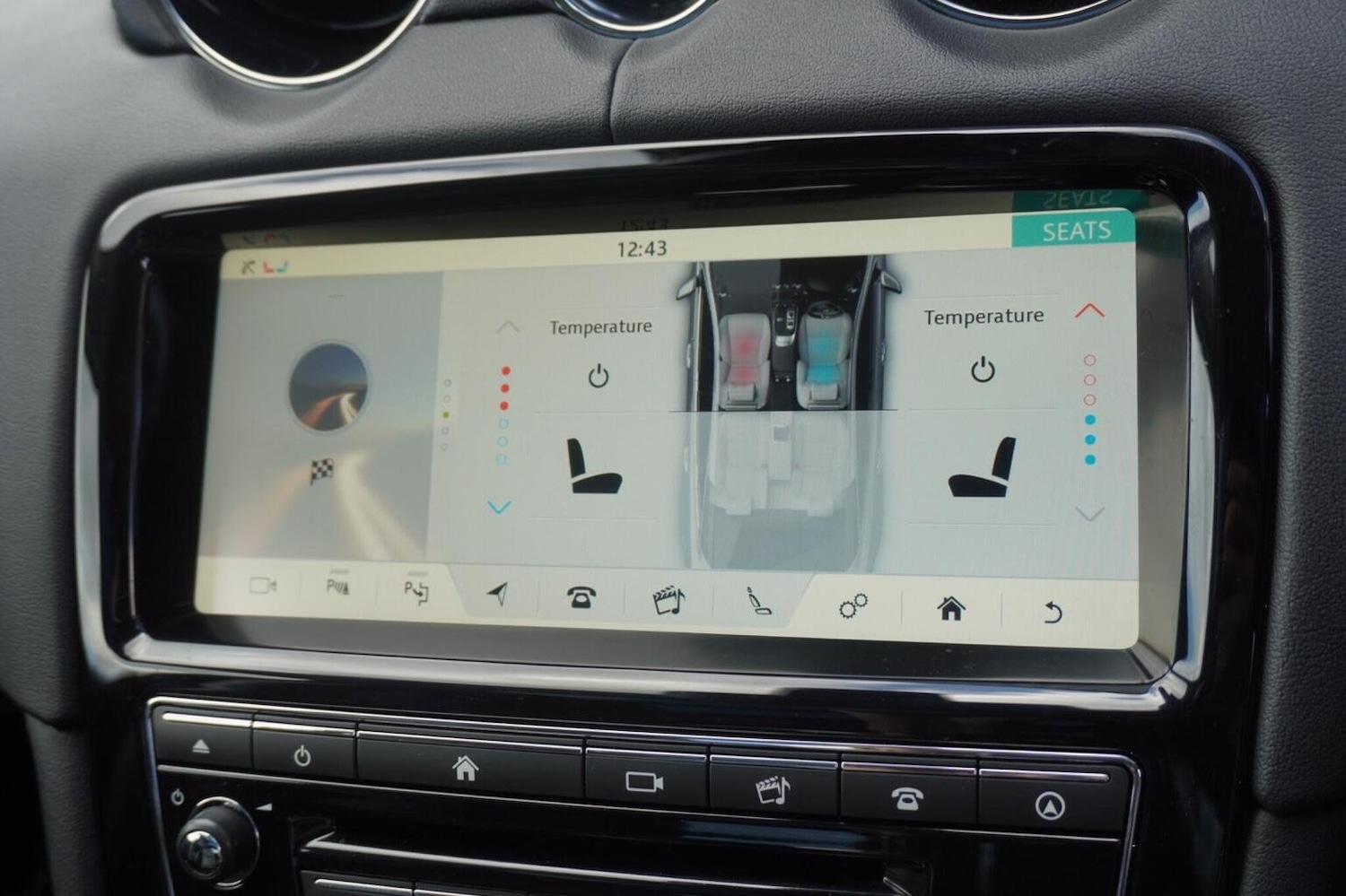 Used Jaguar XJ 2017 for sale - 76058199: Photo 41