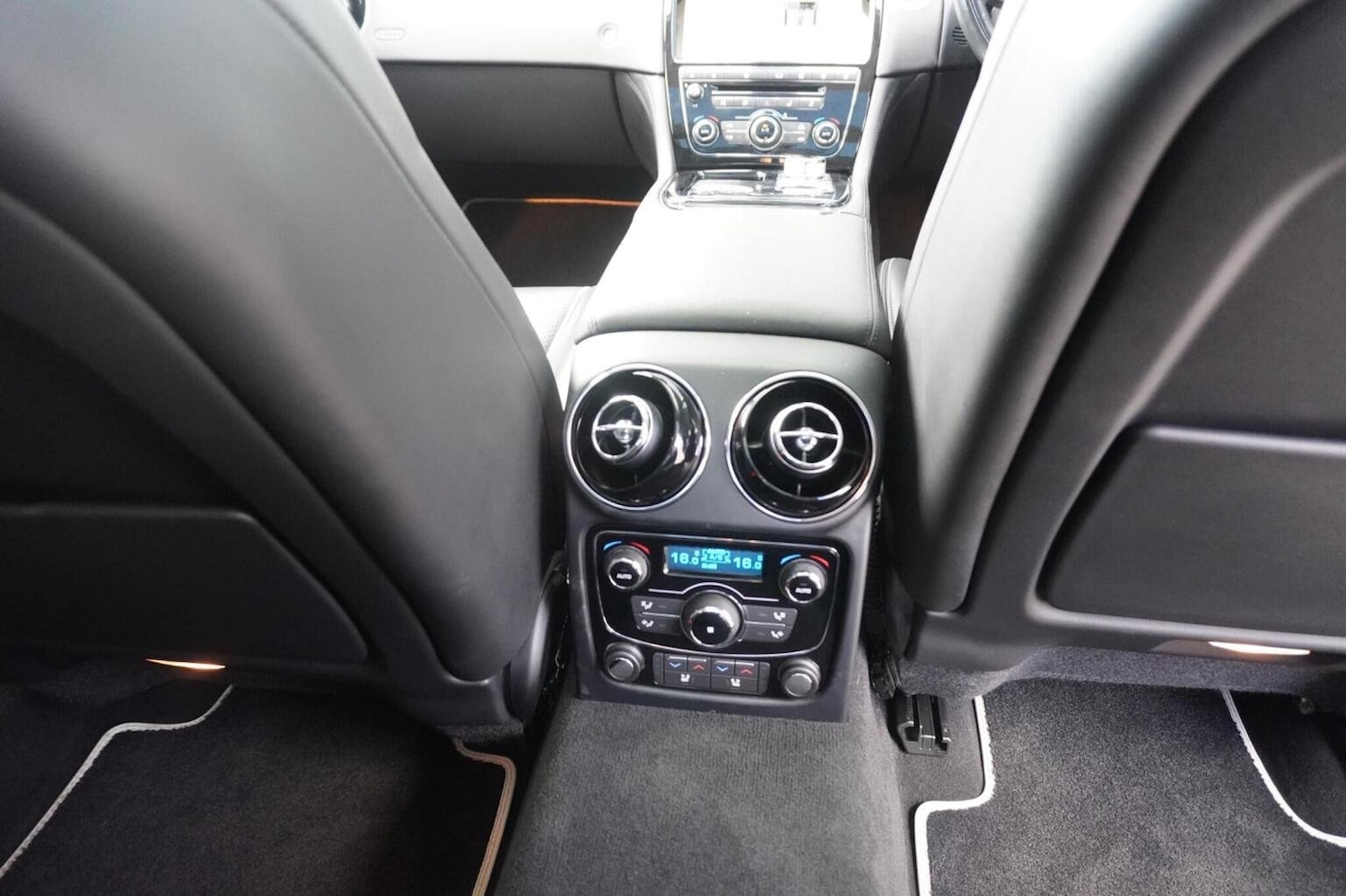 Used Jaguar XJ 2017 for sale - 76058199: Photo 74