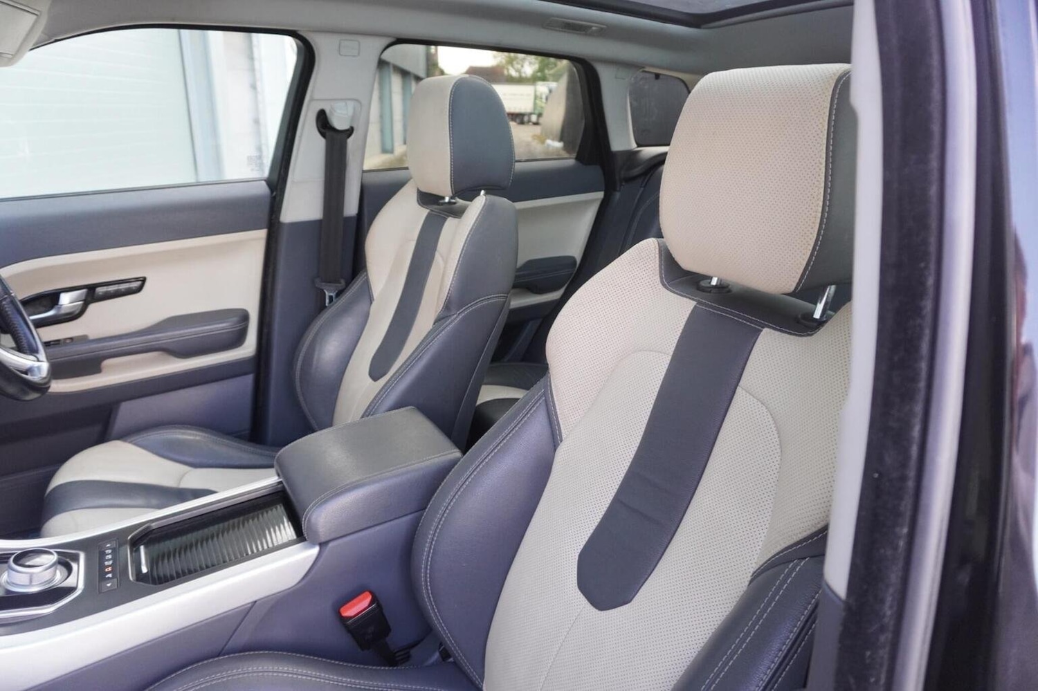 Used Land Rover Range Rover Evoque 2015 for sale - 76058198: Photo 6