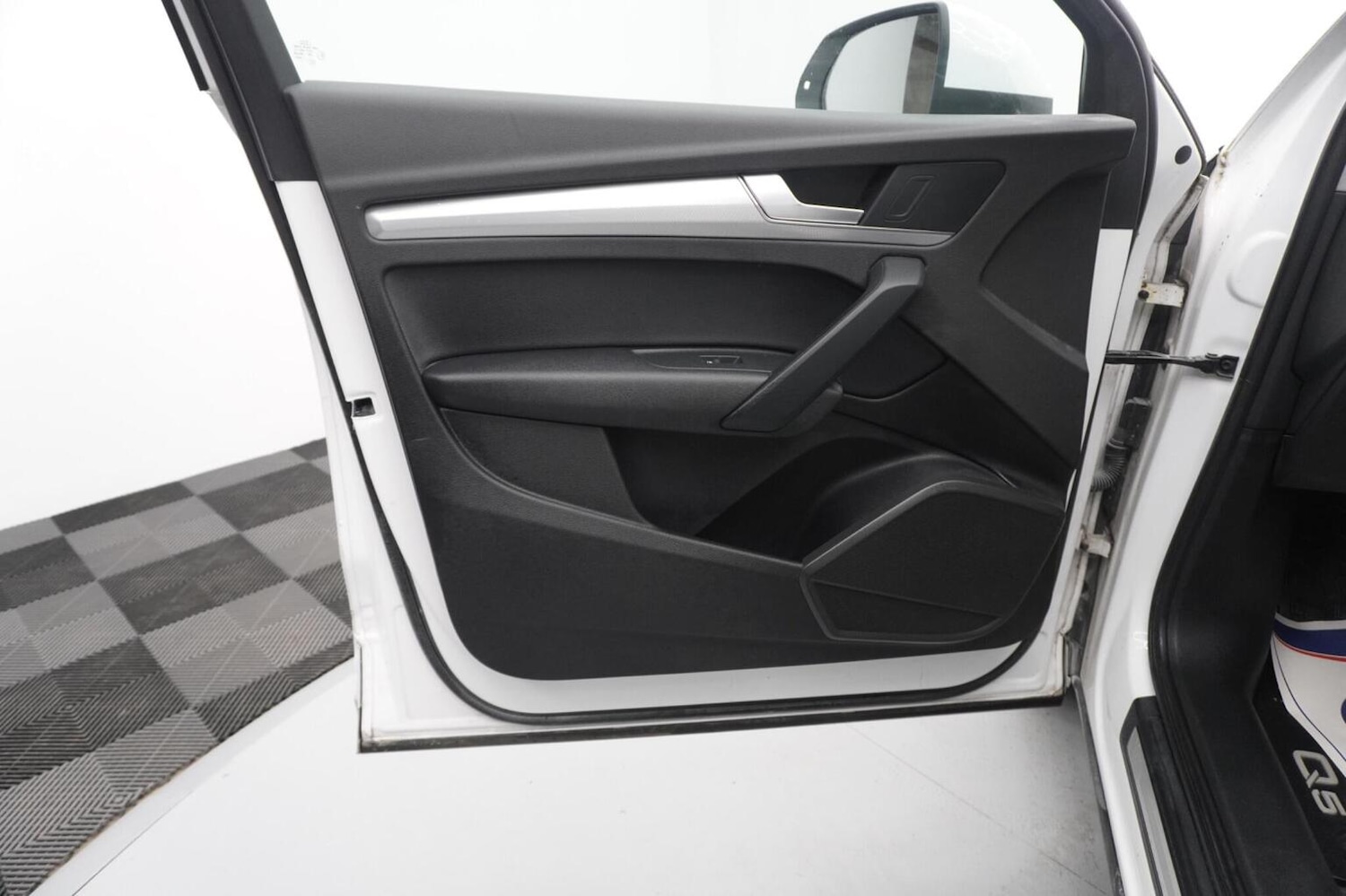 Used Audi Q5 2018 for sale - 77118525: Photo 28