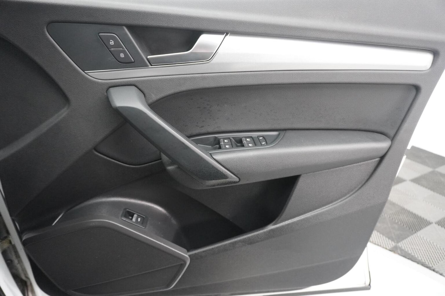 Used Audi Q5 2018 for sale - 77118525: Photo 32