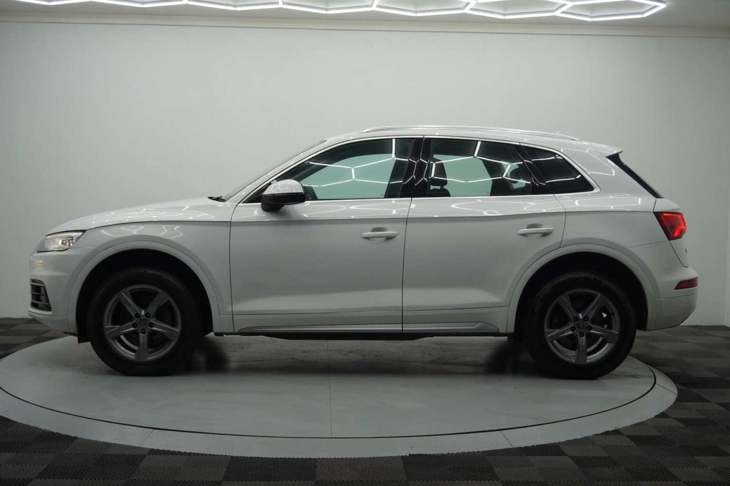 Used Audi Q5 2018 for sale - 77118525: Photo 9