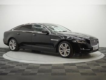 Used Jaguar XJ 2017 for sale - 78285841: Photo