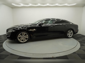 Used Jaguar XJ 2017 for sale - 78285841: Photo