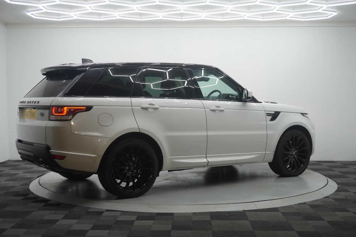Used Land Rover Range Rover Sport 2017 for sale - 76712755: Photo 29