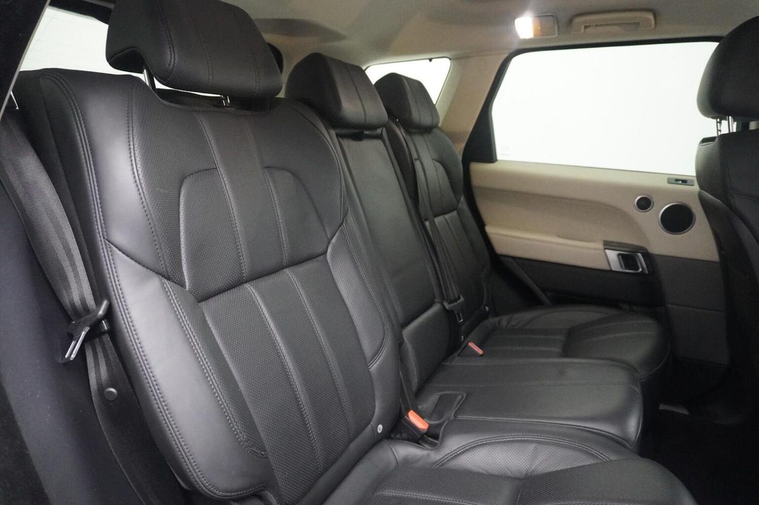 Used Land Rover Range Rover Sport 2017 for sale - 76712755: Photo 34