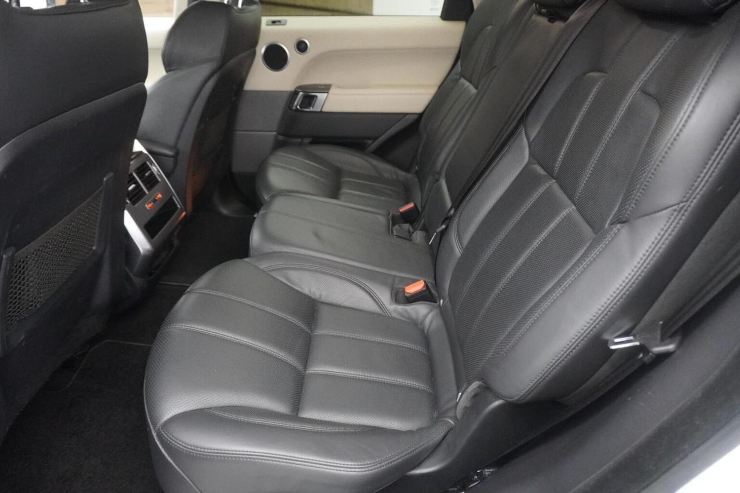 Used Land Rover Range Rover Sport 2017 for sale - 76712755: Photo 35