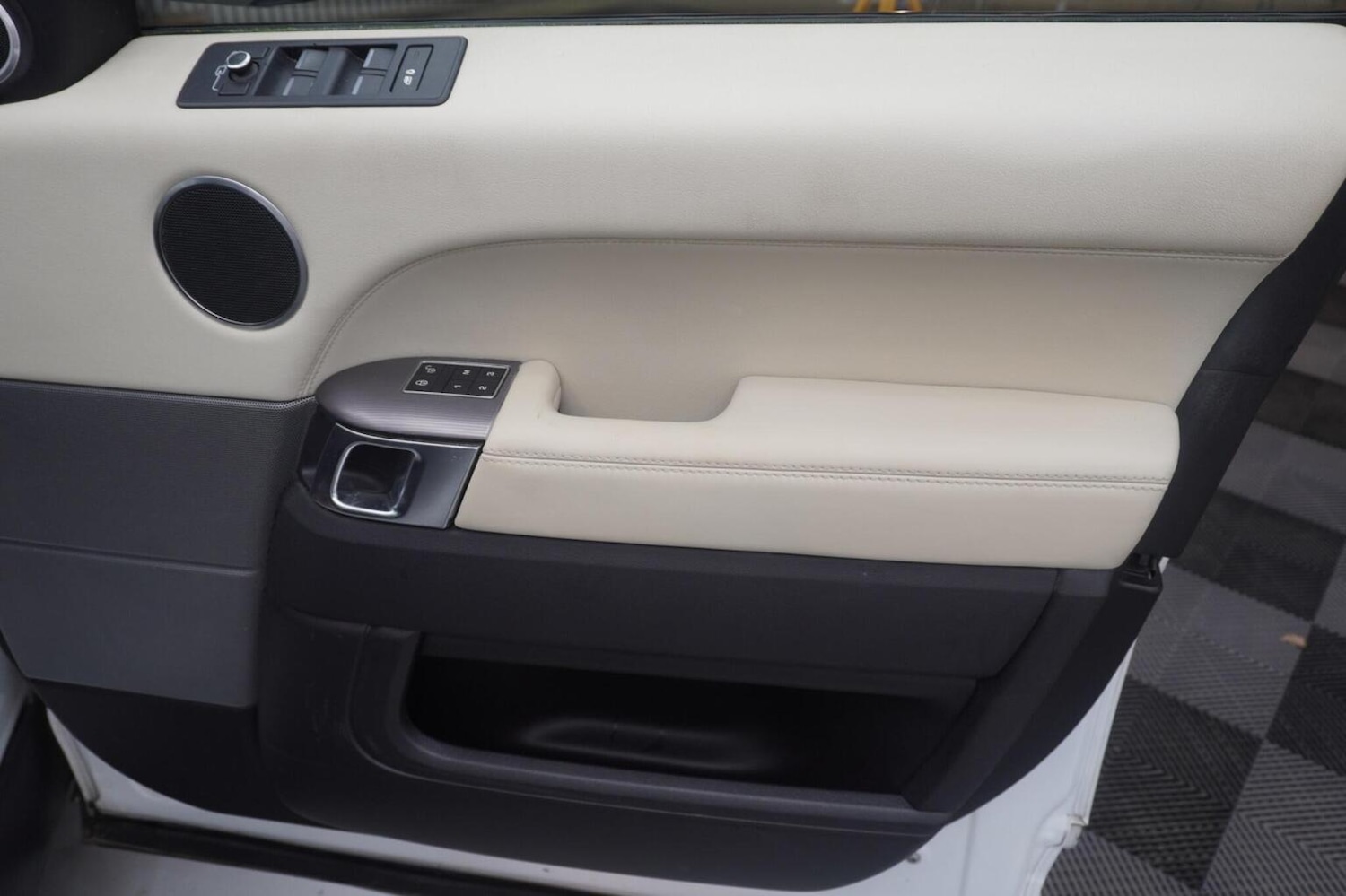 Used Land Rover Range Rover Sport 2017 for sale - 76712755: Photo 39