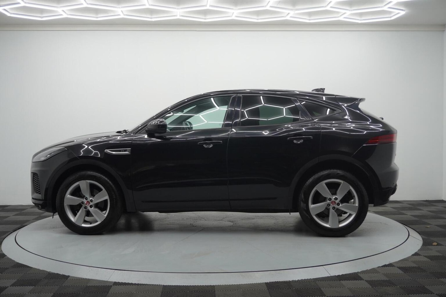 Used Jaguar E-Pace 2019 for sale - 77271005: Photo 19