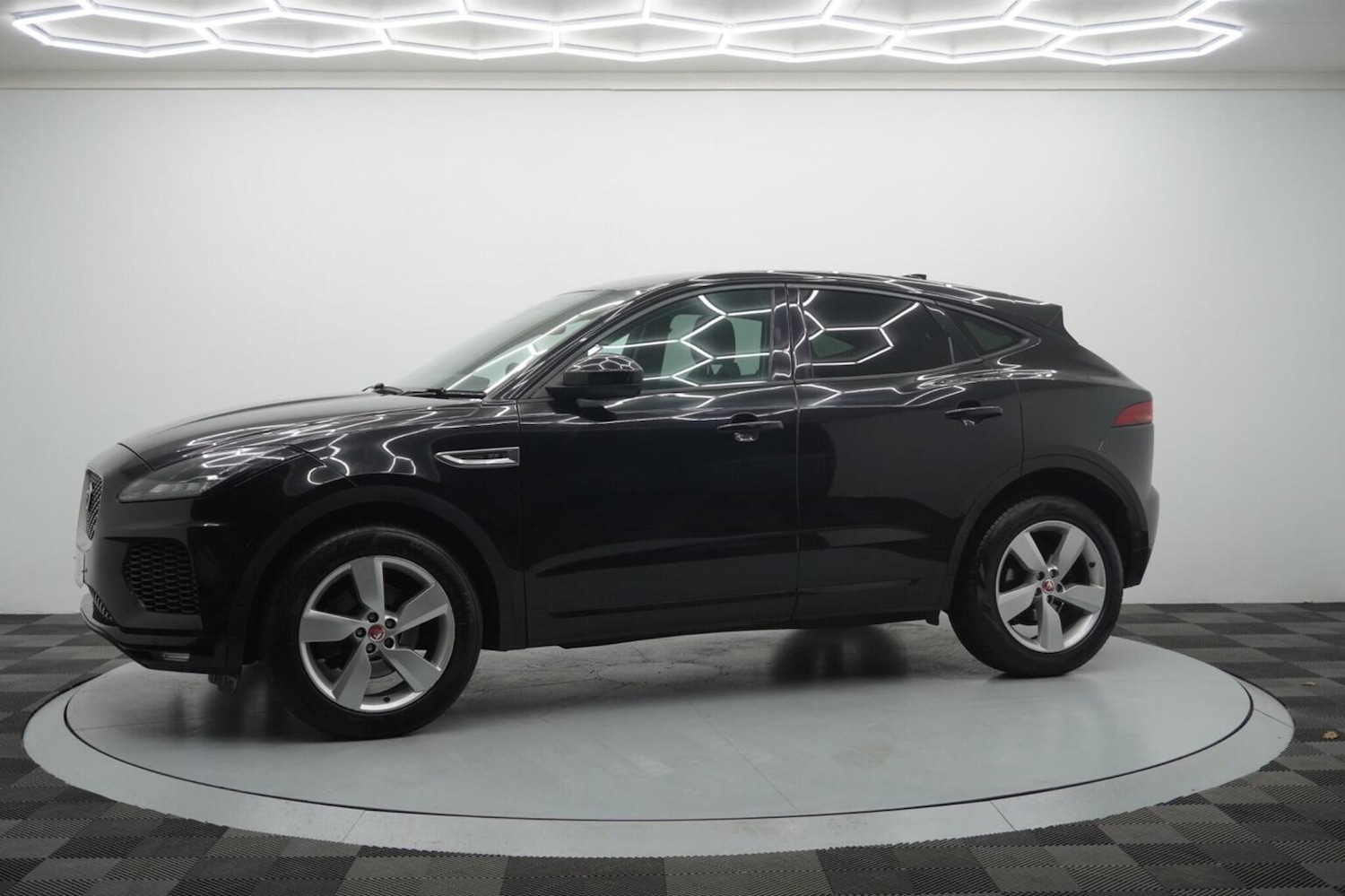 Used Jaguar E-Pace 2019 for sale - 77271005: Photo 21