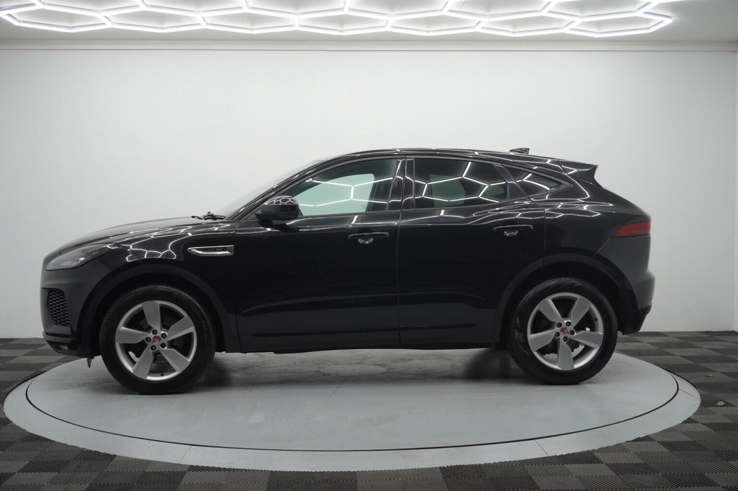 Used Jaguar E-Pace 2019 for sale - 77271005: Photo 23