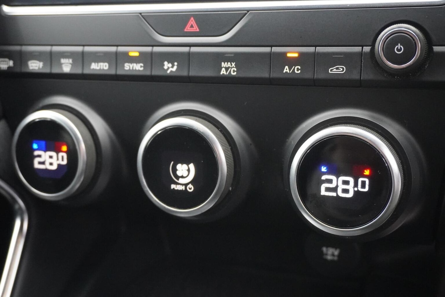 Used Jaguar E-Pace 2019 for sale - 77271005: Photo 47